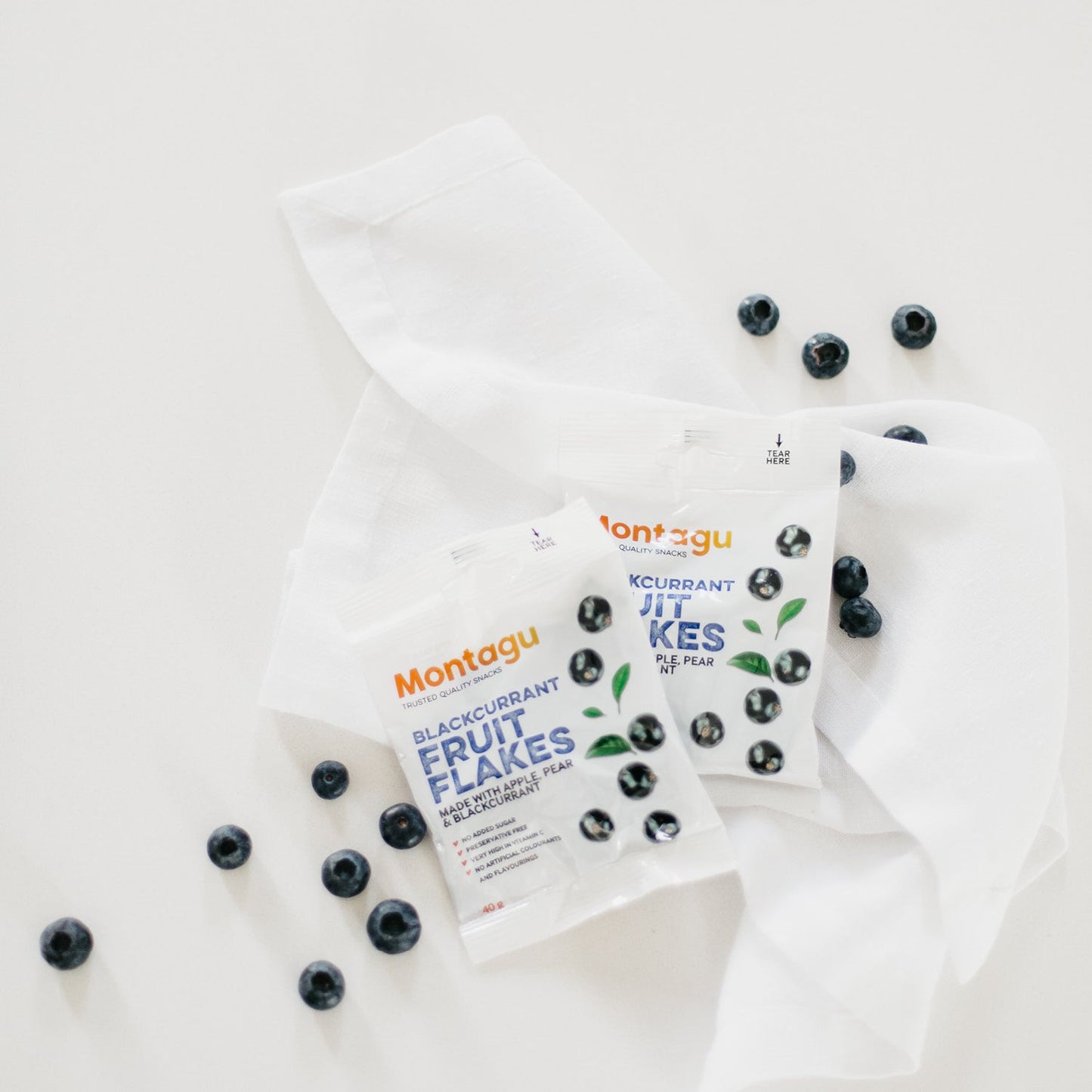 Montagu: Fruit Flakes - Blackcurrant-1